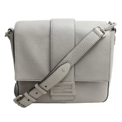 Pre-owned Fendi Grayish Leather Shoulder Bag ()