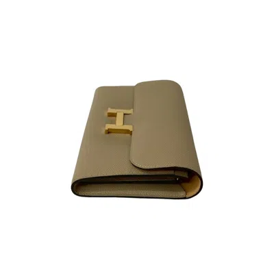 Pre-owned Hermes Beige Epsom Leather Long Wallet (bi-fold) () In Sand