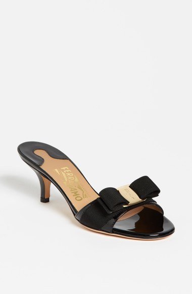 ferragamo kitten heel shoes