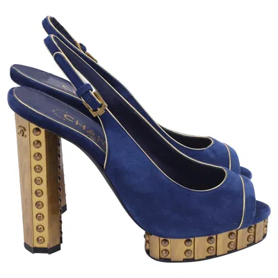 Pre-owned Chanel Cc Studded Peep-toe Platform Pumps In Navy Blue Suede