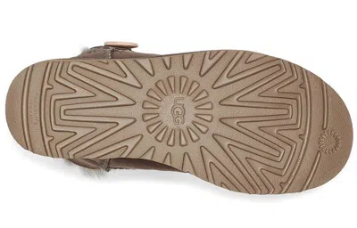 Ugg (wmns)  Mini Bailey Button Ii 2.0 Snow Boots Brown