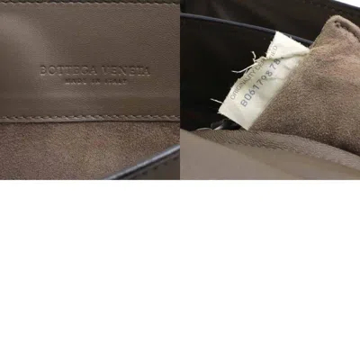Pre-owned Bottega Veneta Black Brown Leather Clutch Bag () In Multi