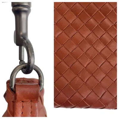 Pre-owned Bottega Veneta Brown Leather Messenger Bag Shoulder Bag ()