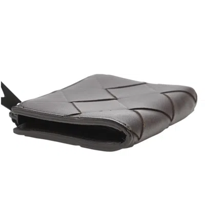 Pre-owned Bottega Veneta Brown Leather Wallet (bi-fold) ()