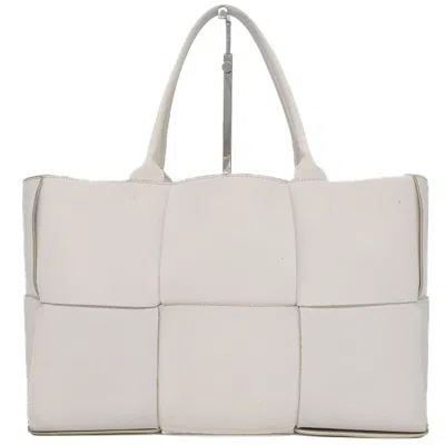 Pre-owned Bottega Veneta White Leather Tote Bag ()
