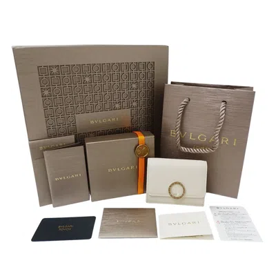 Pre-owned Bvlgari Ivory Leather Wallet (tri-fold) () In White