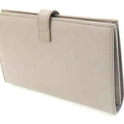 Pre-owned Celine Grayish Leather Long Wallet (bi-fold) ()