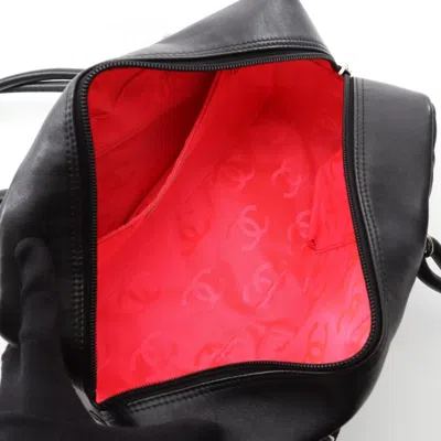 Pre-owned Chanel Black Leather Patent Leather Shoulder Bag ()