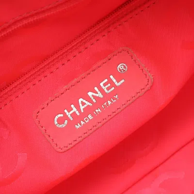 Pre-owned Chanel Black Leather Patent Leather Shoulder Bag ()