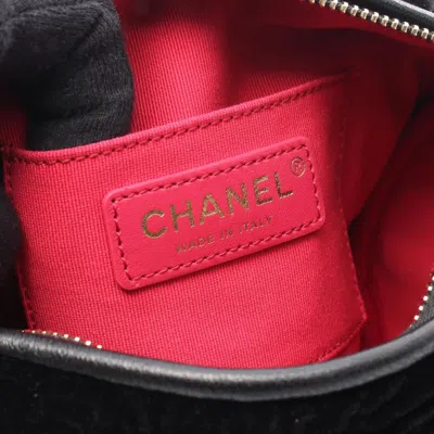 Pre-owned Chanel Black Leather Velvet Shoulder Bag ()