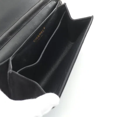 Pre-owned Chanel Black Suede Shoulder Bag ()
