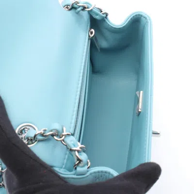 Pre-owned Chanel Blue Leather Shoulder Bag ()