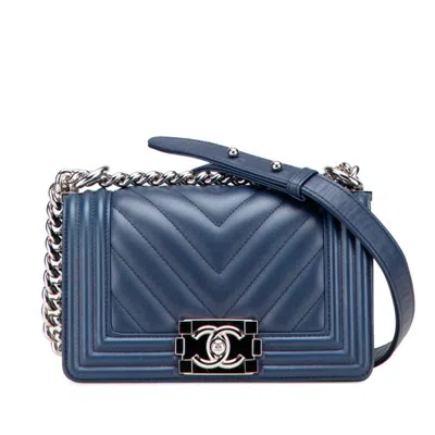 Pre-owned Chanel Boy  Blue Leather Shoulder Bag ()
