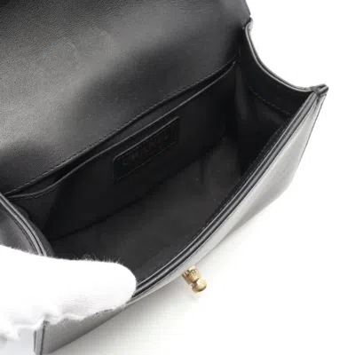 Pre-owned Chanel Chevron (v Stitch) Black Leather Shoulder Bag ()