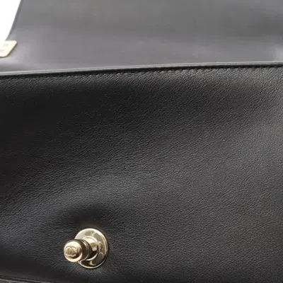 Pre-owned Chanel Chevron (v Stitch) Black Leather Shoulder Bag ()