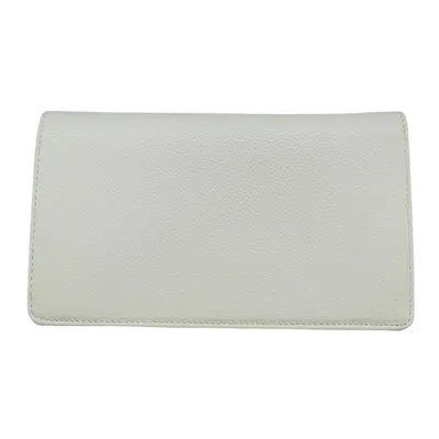 Pre-owned Chanel White Grained Calfskin Wallet (bi-fold) ()