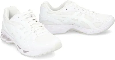 Comme Des Garçons Low-top Sneakers With Textured Overlays And Cushioned Sole In White