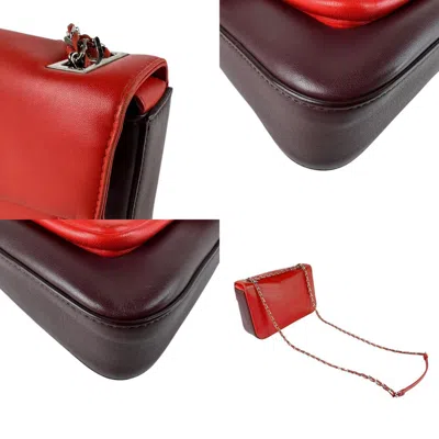 Pre-owned Fendi Burgundy Red Color Leather Shoulder Bag ()