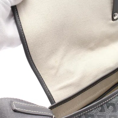 Pre-owned Goyard Gray White Coated Canvas Leather Shoulder Bag () In Multi