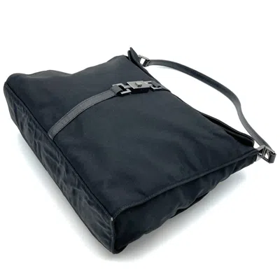 Pre-owned Gucci Black Nylon Canvas Shoulder Bag ()