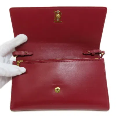 Pre-owned Burberry Red Color Leather Chain/shoulder Wallet ()