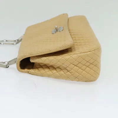 Pre-owned Chanel Bubble Quilt Beige Leather Shoulder Bag () In Sand