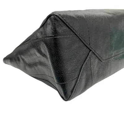 Pre-owned Balenciaga Black Leather Clutch Bag ()