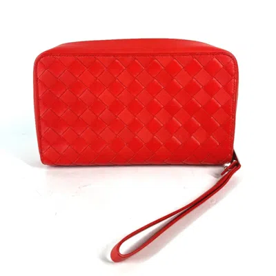 Pre-owned Bottega Veneta Red Color Intrecciato Clutch Bag ()