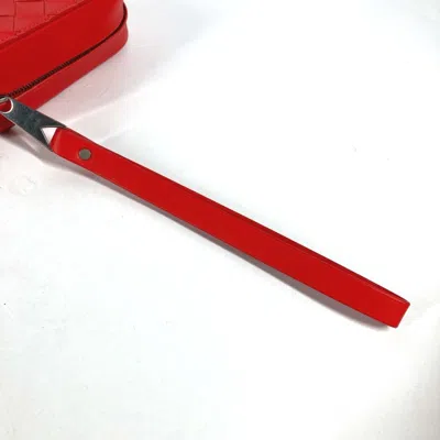 Pre-owned Bottega Veneta Red Color Intrecciato Clutch Bag ()