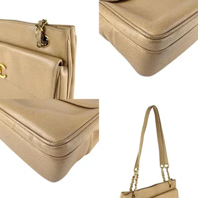 Pre-owned Chanel Beige Grained Calfskin Shoulder Bag () In Sand