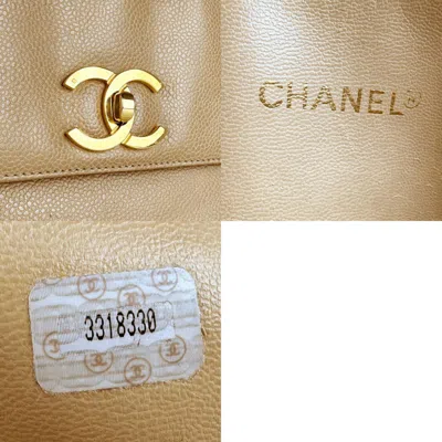 Pre-owned Chanel Beige Grained Calfskin Shoulder Bag () In Sand
