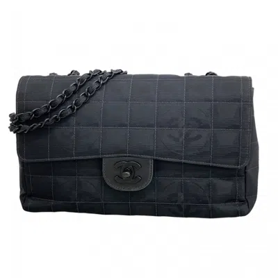 Pre-owned Chanel Black Nylon Shoulder Bag ()