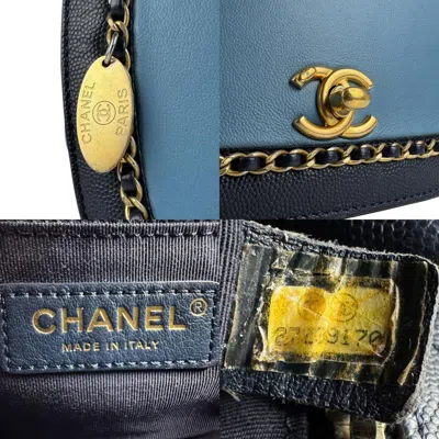 Pre-owned Chanel Blue Navy Leather Shoulder Bag ()