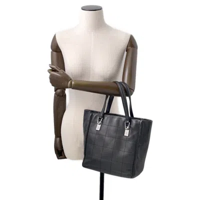 Pre-owned Chanel Chocolate Bar Black Grained Calfskin Tote Bag ()