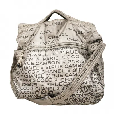 Pre-owned Chanel Gray Nylon Shoulder Bag ()