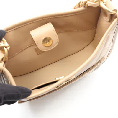 Pre-owned Chanel Matelasse Beige Leather Shoulder Bag () In Sand