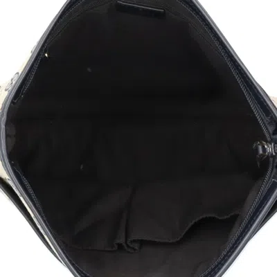 Pre-owned Gucci Gg Canvas Beige Navy Gg Canvas Shoulder Bag () In Multi