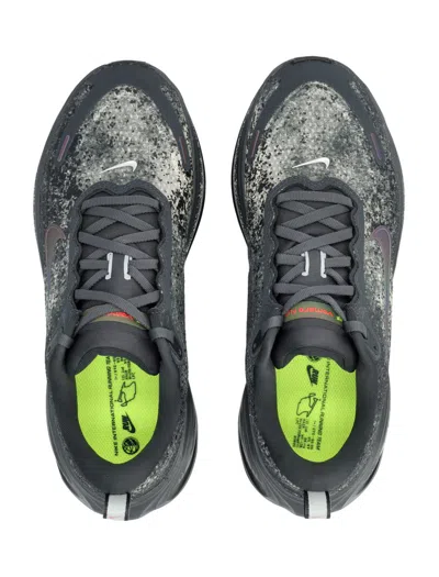 Nike Vomero Plus Road Running Shoes In Gray