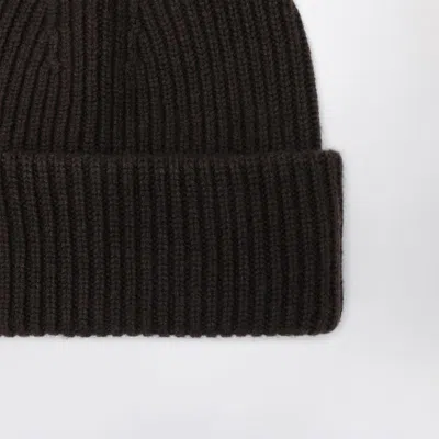 Almada Label Wool And Beanie In Brown
