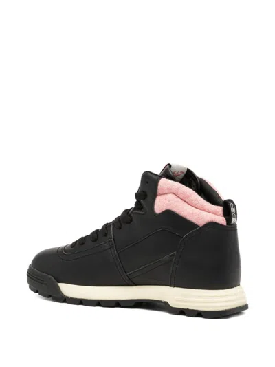 Autry High-top Sneakers Contrast Sole In Black