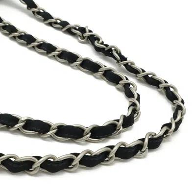 Pre-owned Chanel Black Nylon Shoulder Bag ()