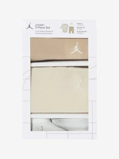 Jordan Baby Essential Bodysuit Set In Neutral
