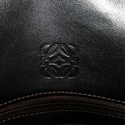 Pre-owned Loewe Black Leather Shoulder Bag ()