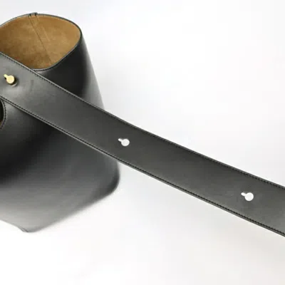 Pre-owned Loewe Black Leather Shoulder Bag ()