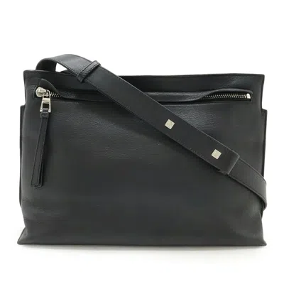 Pre-owned Loewe Black Leather Shoulder Bag ()