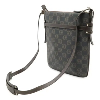 Pre-owned Loewe Brown Leather Pouch Shoulder Bag ()