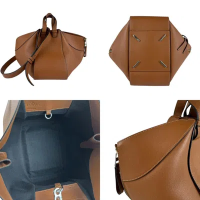 Pre-owned Loewe Brown Leather Shoulder Bag ()