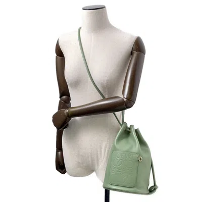 Pre-owned Loewe Green Leather Shoulder Bag ()