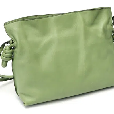 Pre-owned Loewe Green Leather Shoulder Bag ()