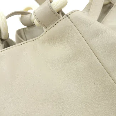 Pre-owned Loewe Ivory Leather Shoulder Bag () In White